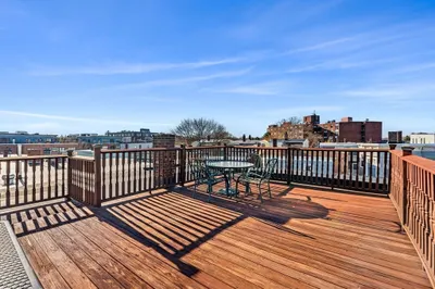 13 Buttonwood St #3