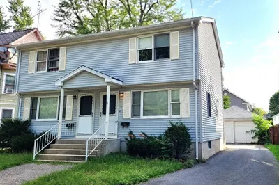 25 Ruskin St #25