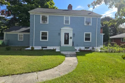 203 Burncoat St 1