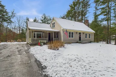 4 Kelly Dr 1
