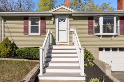67 Colonial Ave