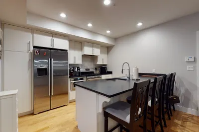 339 W Broadway #11