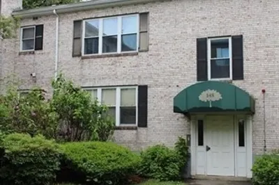 148 Newton St #2nd fl 1