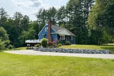 331 Townsend Rd 1