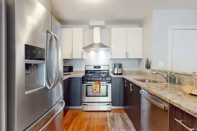 244 Main St #3