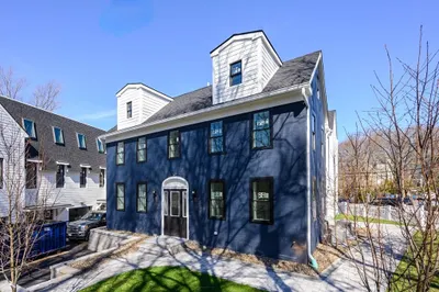 23 Ashland St #23