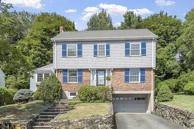 66 Scott Rd