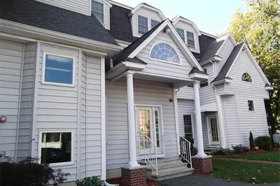 25 James Street #8 1