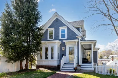 3 Massasoit St