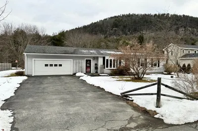 17 Maple Ave 1
