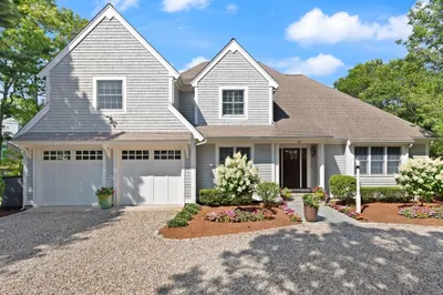 54 Greensward Circle 1