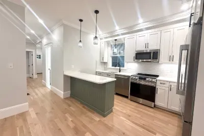 170 Webster Ave #1 1
