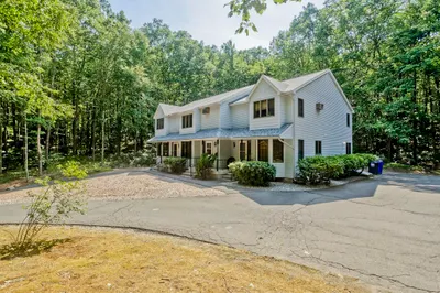 58 Matthew Dr #58