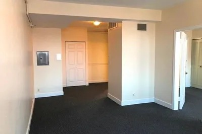 475 Commonwealth Avenue #606
