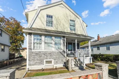 42 Central Ave 1