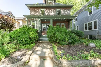 90 Rotch St 1