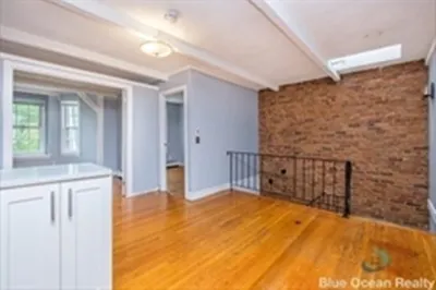 4 Wigglesworth St #3