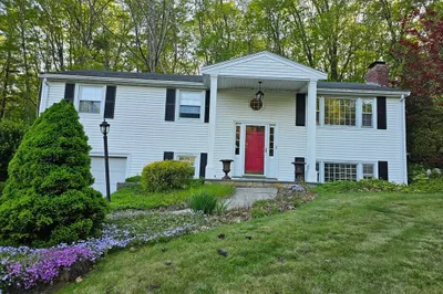 31 Greystone Rd
