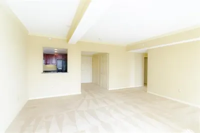1 Nassau St #1407