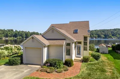 38 Lakeshore Dr 1