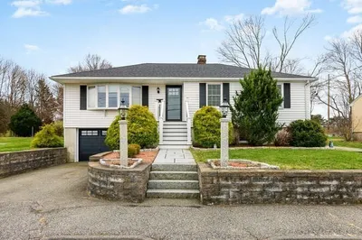 37 Riverside Avenue 1