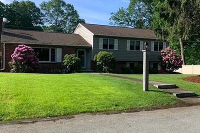 47 Farmington Road 1