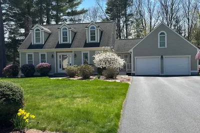 10 Sawyer Rd 1