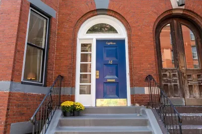 18 Symphony Rd 1