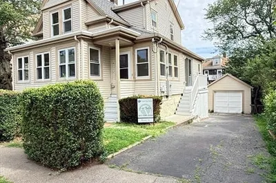 178 Farrington St 1