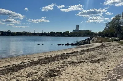 90 Webb St 1