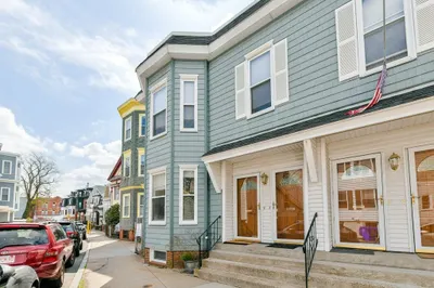 243 Emerson St