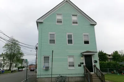 40 Adams Street