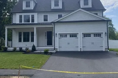 15 Douglas Rd 1