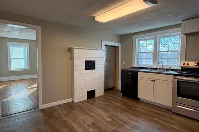 122 Front Street #1