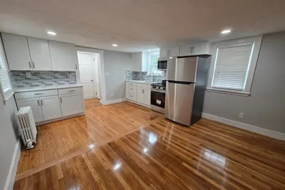 154 Pleasant Street #2