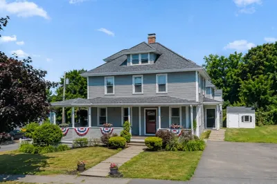 65 Prescott St 1