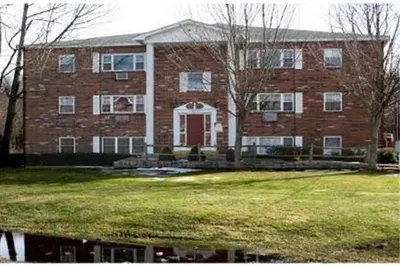 43 Berlin St #411 1