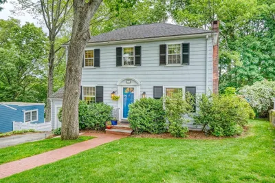 25 Grandview Ave 1