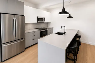 217-221 Essex Street #402 1