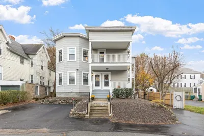 10-12 Otis St 1