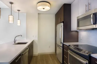 1 Canal St #915