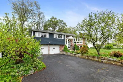 88 Hilltop St 1