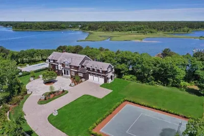 160 Peppercorn Ln