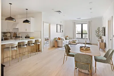 1025 Massachusetts Avenue #502