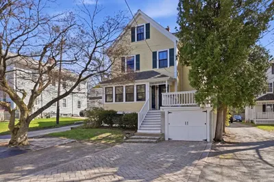 19 Sherman St #2