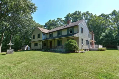 476 Hazel Street 1