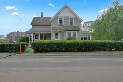 246 Railroad Ave