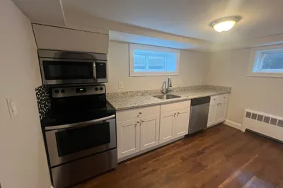 272 Main St #5