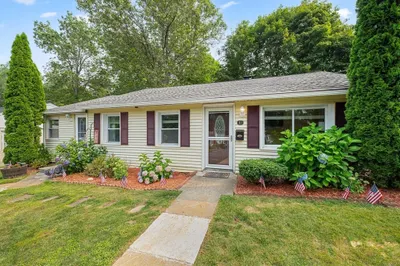10 Bainridge Rd 1