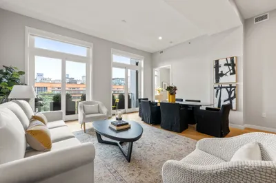 481 Harrison Ave #5B 1